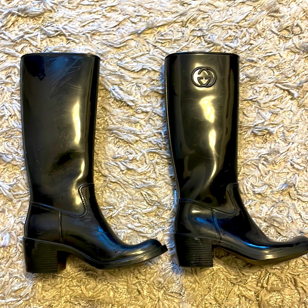 Black Gucci rain boots size 37